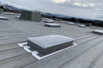 Skylight-Installation-02